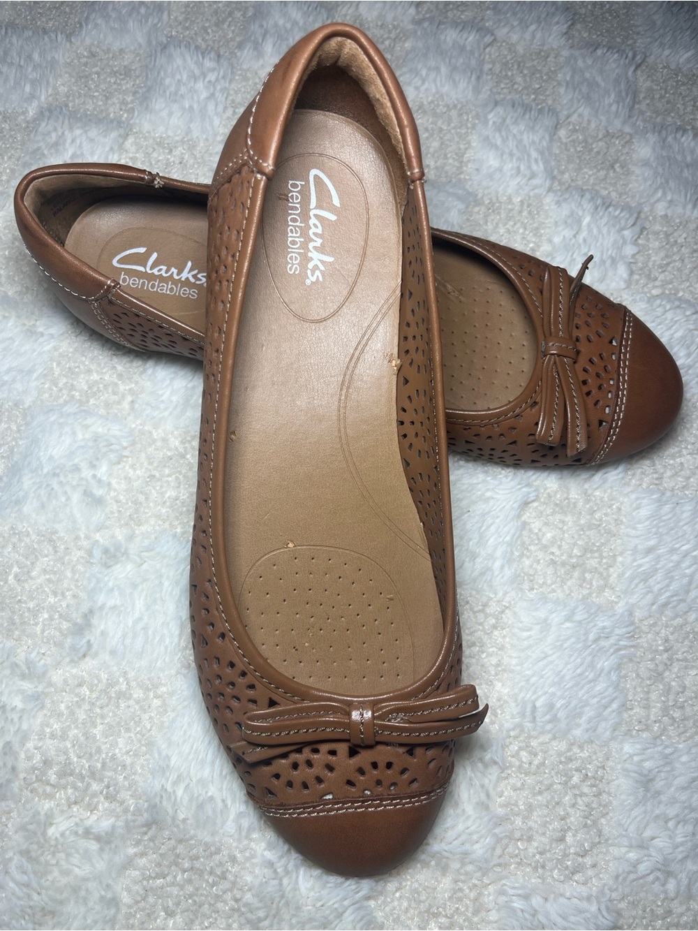 Clarks Brown Perforated Bow Ballet Flats - Picture 5 of 10